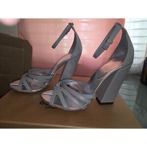 Burberry Hove Split-Toe Strappy Ankle Strap Sandals in Grey, Size 36 *NIB*